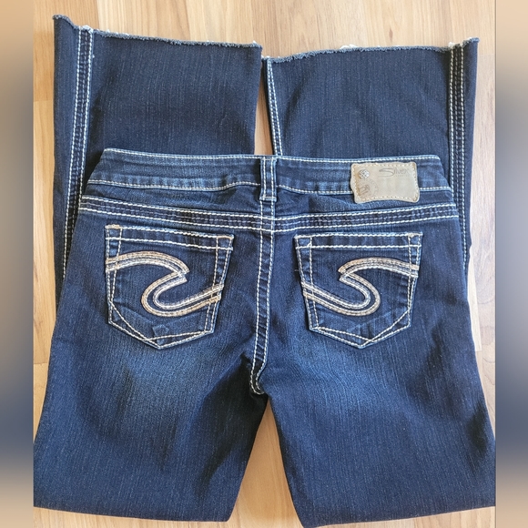 Women's Silver Frances 22" Bootcut Raw Jeans Darkwash NWOT - Picture 3 of 12